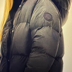 Canada Goose NWOT LEVEL 5 ARCTIC LEVEL Women's Black Hooded Puffer.